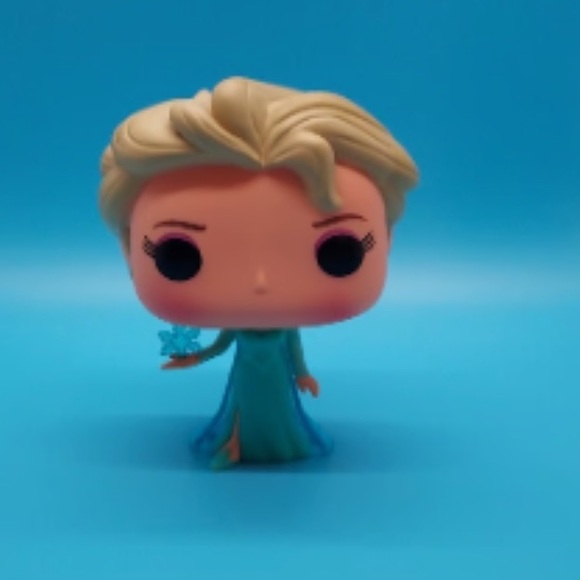 Funko Pop! Disney Frozen Elsa #82 Vinyl Figure 2014 No Box - Picture 6 of 7